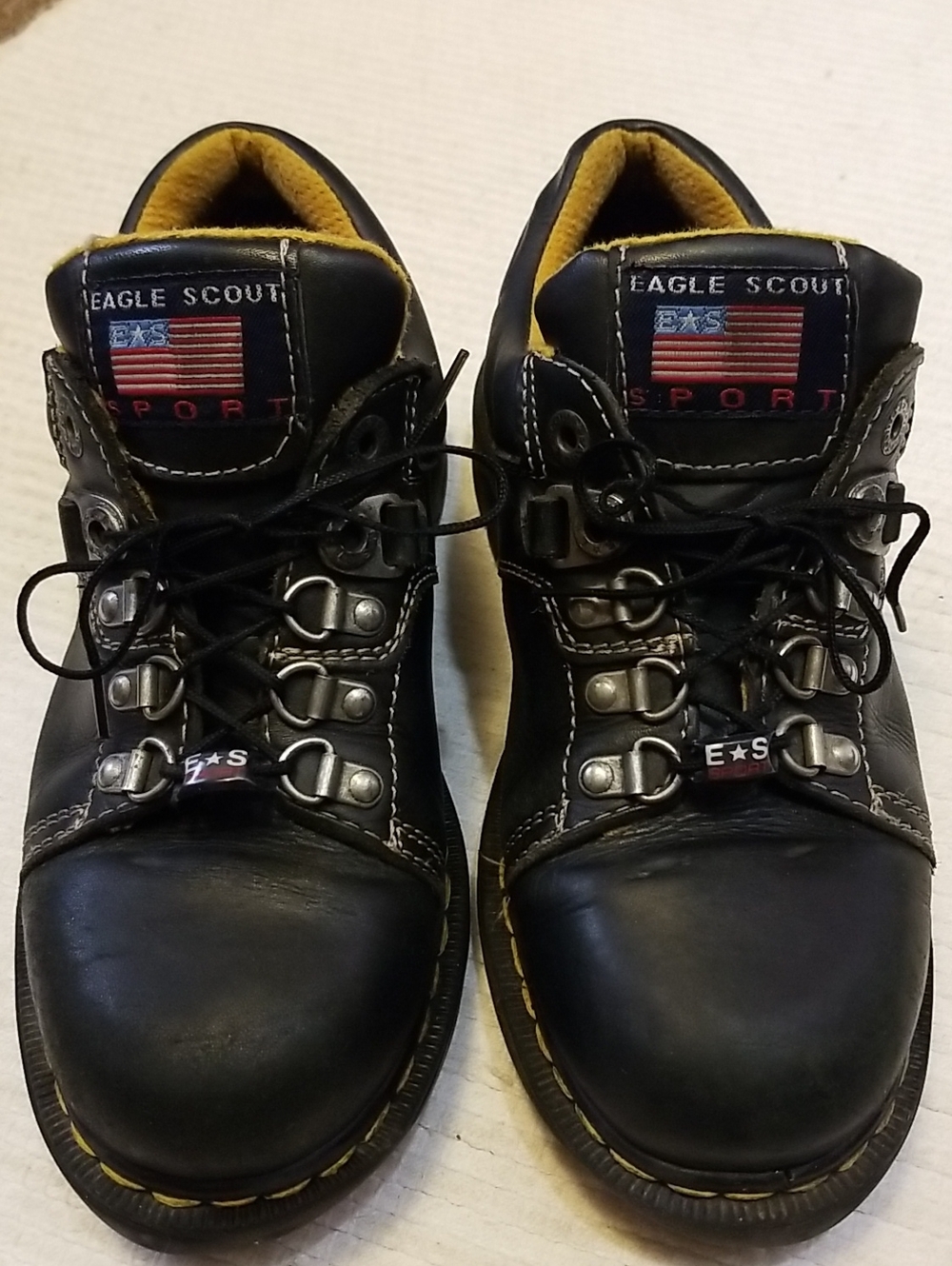 Vintage Black Leather Women's Lace-Up Shoe